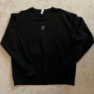 SOLD Louis Tomlinson black and teal walls crewneck sweatshirt.